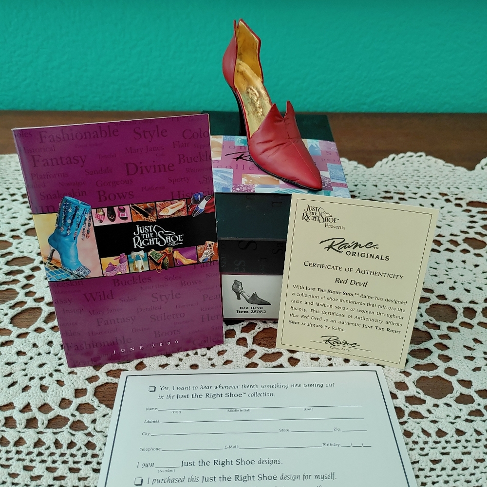 Just The Right Shoe Mini Collectible